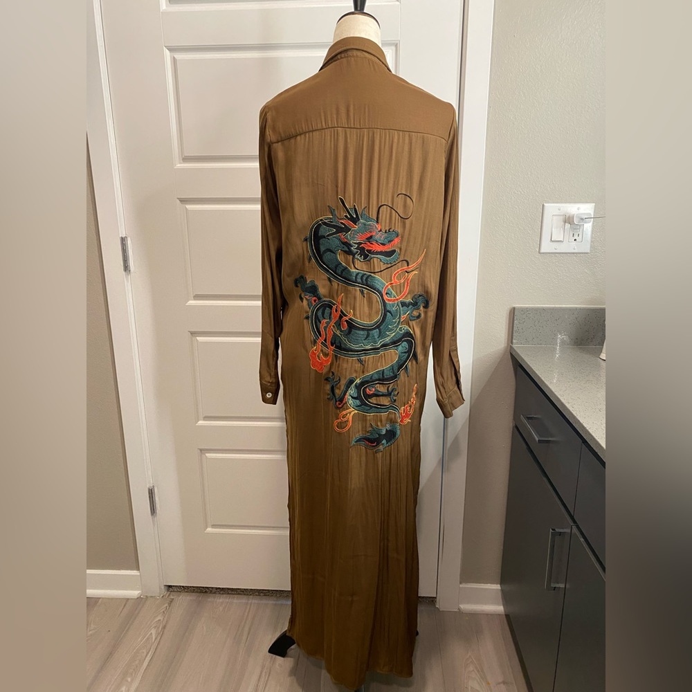 Honey Punch Kimono / Embroidered dragon on back